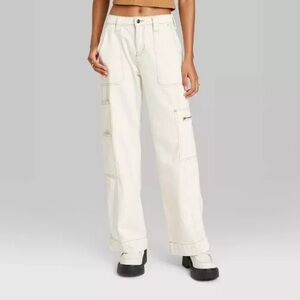 🎯60% OFF! Wild Fable high rise cargo off white denim Pants
